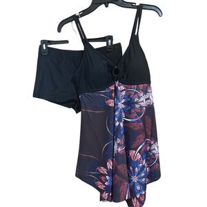 Women’s Size M 2 Piece Tankini Swimsuit Swimwear with Boyshorts NWOT